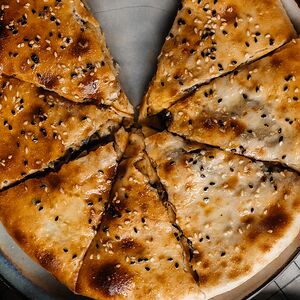 Пирог с капустой и грибами