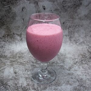 Малиновый молочный коктейль