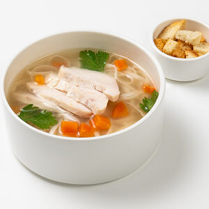 Суп куриный с лапшой