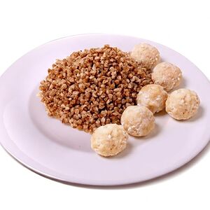 Гречка с 6 фрикадельками