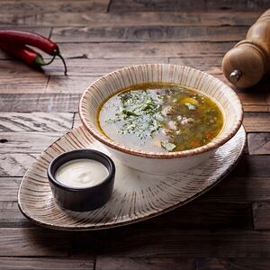 Борщ зеленый с говядиной 