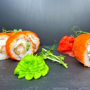 Калифорния с креветкой темпура 