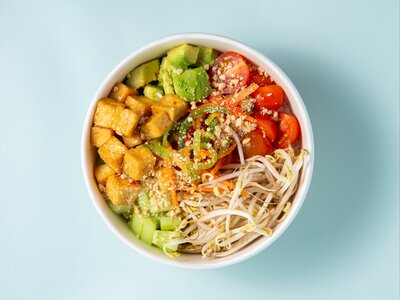 Большая порция Поке-боул веган