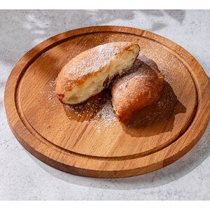 Пончик с заварным кремом