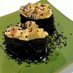 Суши Спайси идзуми тай нигири