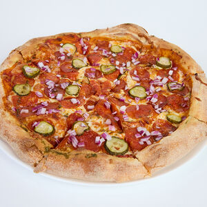 Пицца Мясная с копчёным сыром 