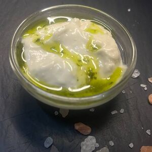 Сливочный с зеленью