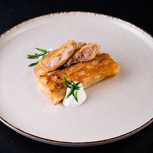 Блинчики с ветчиной и сыром