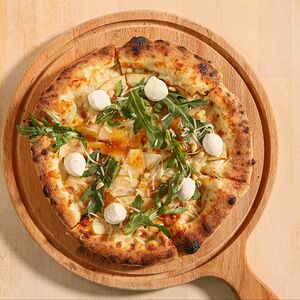 Пицца Груша, дорблю и инжирное варенье