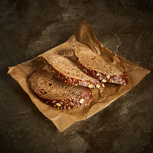 Черный багет с отрубями