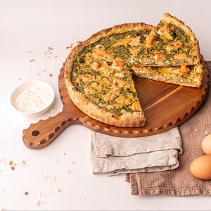 Киш с семгой и брокколи
