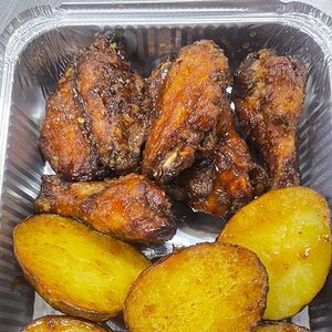 Крылышки куриные (5 шт.) с картофелем