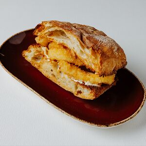 Бокадильо с кальмарами