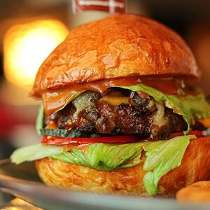 Фирменный бургер M&b