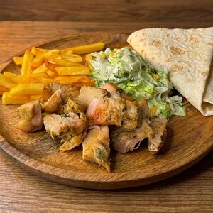 Тарелка С мясом птицы