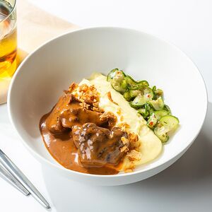 Говяжьи щёчки с картофельным пюре