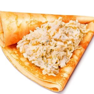 Блин с курицей, сыром и чесноком
