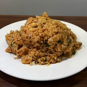 Жареный рис в соевом соусе 