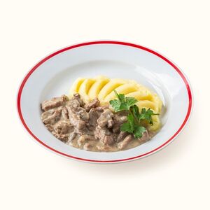 Бефстроганов с грибами и картофельное пюре