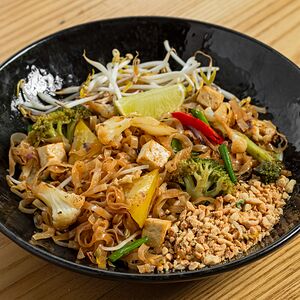 Пад Тай с овощами