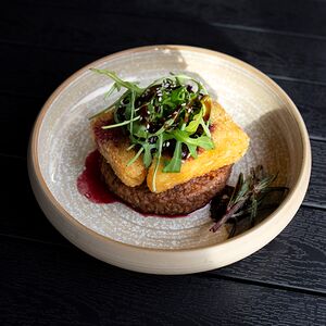 Бифштекс с вишней