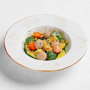 С фрикадельками и битыми огурцами