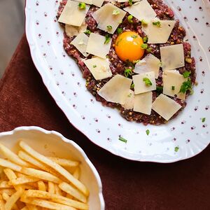 Тартар из говядины с летним трюфелем