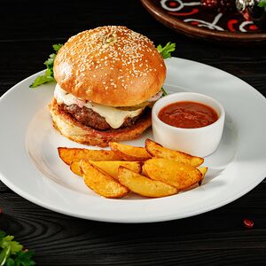 Вахбургер с картофельными дольками