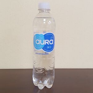 Вода Aura не газированная
