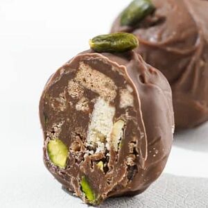 Фисташковая конфета