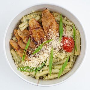 Казаречче с окунем и песто