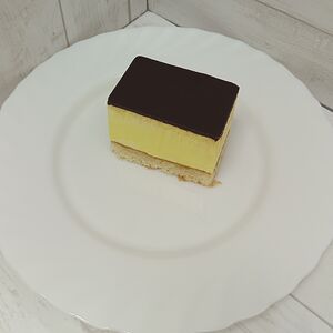 Пирожное Птичье молоко лимонное