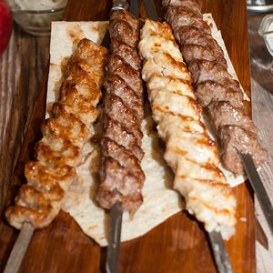 Люля-кебаб из свинины и телятины с сыром