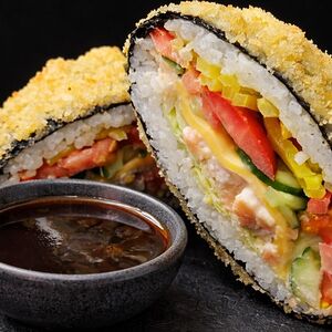 Суши-бургер с тунцом
