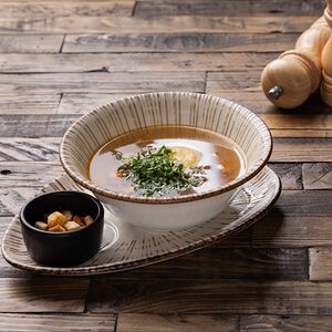 Куриный бульон с домашней лапшой