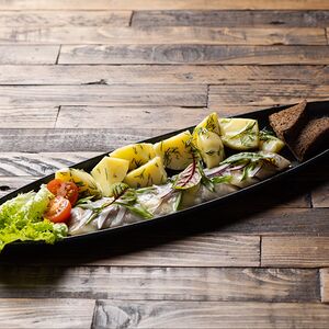 Сельдь с ароматным картофелем