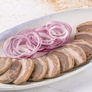 Казы с маринованным луком 