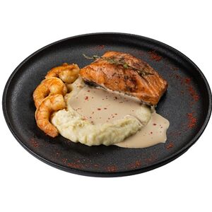 Рыба Лосось с креветками под кокосовым соусом