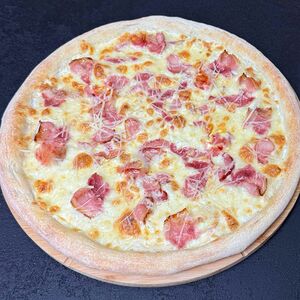 Пицца карбонара