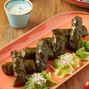 Долма в винoградных листьях