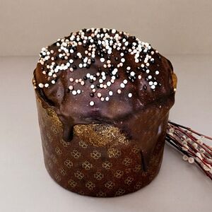Кулич с шоколадной начинкой