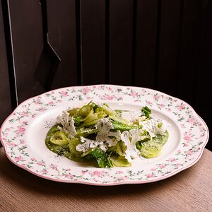 Зеленый с огурцом и пхали из шпината
