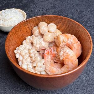Морепродукты в сливочном соусе