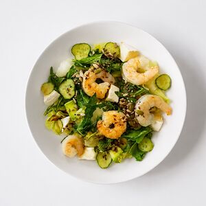 Салат с креветками и цукини