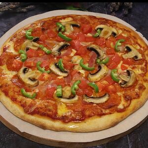 Пицца мясная