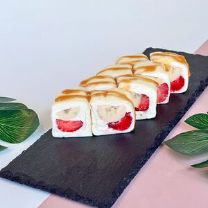 Сладкие роллы Клубника-банан