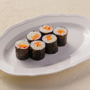 Ролл с огурчиком и морковкой