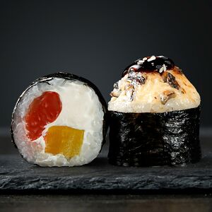 Нежный с угрем ролл 