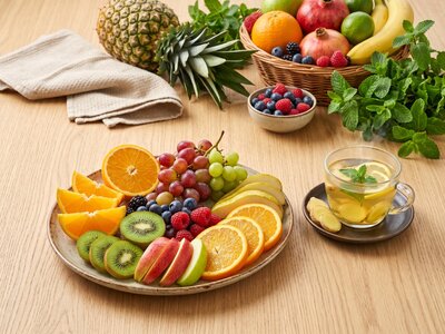 Нарезка из сезонных фруктов