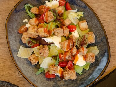 Салат с баклажаном и творожным сыром
